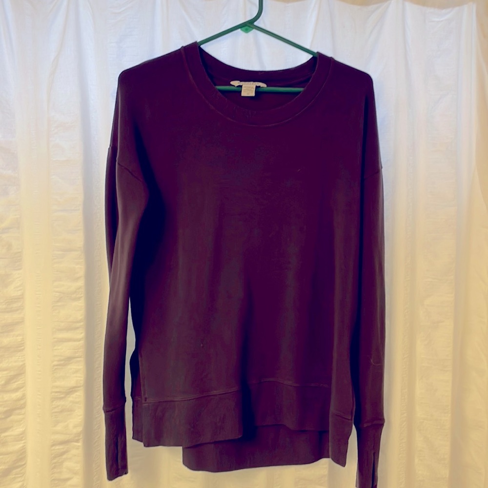 Long sleeve eggplant colored sweatshirt from Athleta. Size XS
